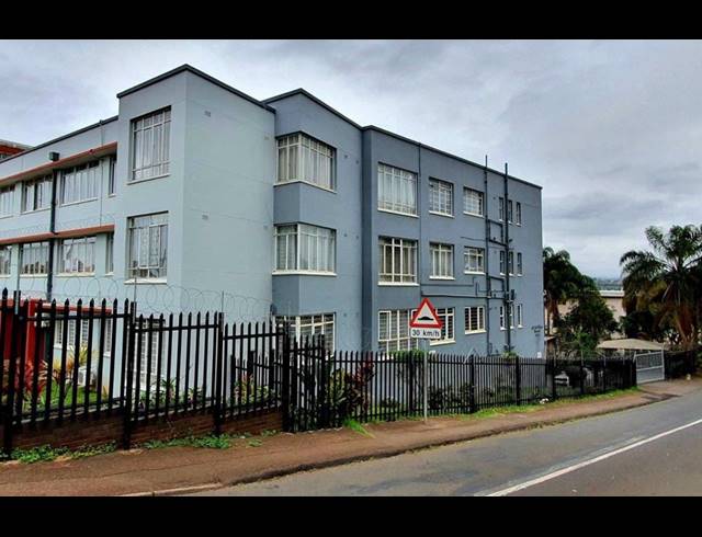 3 BEDROOM APARTMENT RENTED IN MUSGRAVE